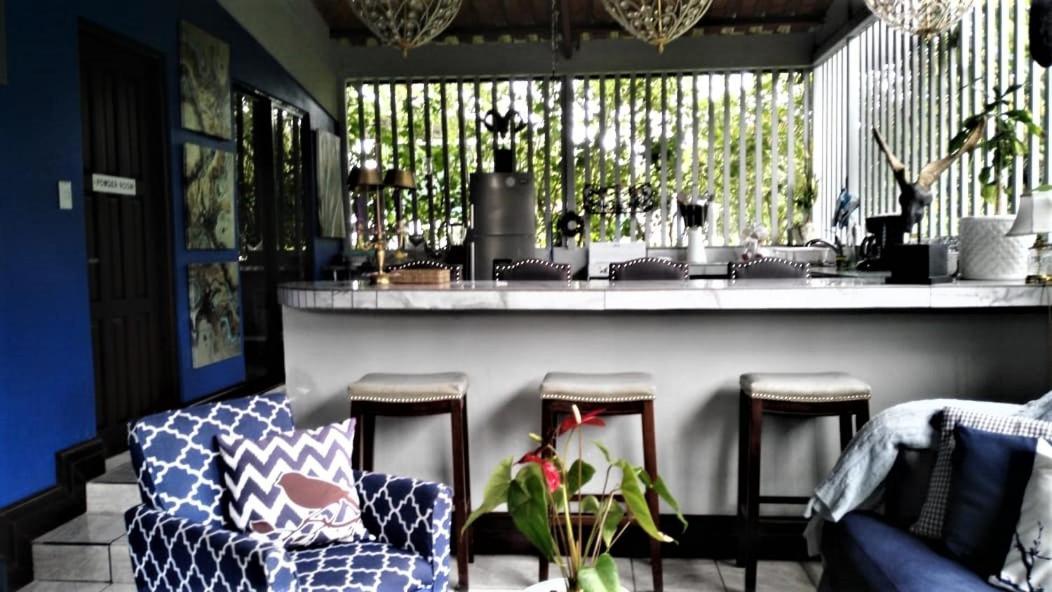 Casa Sophia 3 Listings Apartment 1 Or Apartment 2 Separately Or Apt 1 And 2 Together All With Fo Internet Guápiles 외부 사진