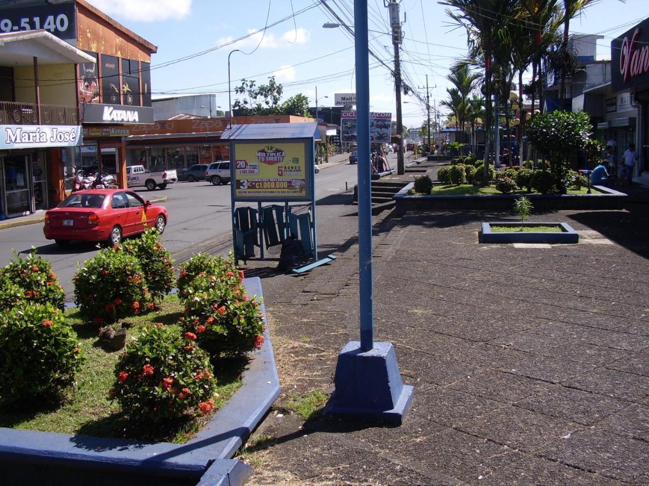 Casa Sophia 3 Listings Apartment 1 Or Apartment 2 Separately Or Apt 1 And 2 Together All With Fo Internet Guápiles 외부 사진